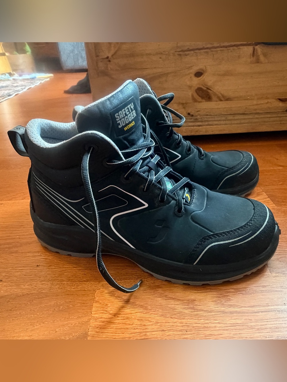 Men’s Black Safely Jogger Work Boots